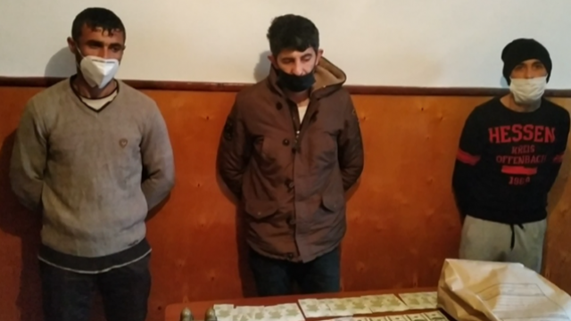 Saxta pul hazırlayanlar saxlanıldı - FOTO