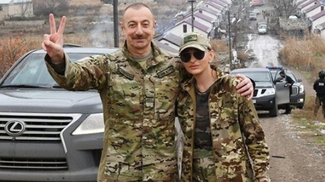 Prezident və xanımı Şuşaya getdi - VİDEO