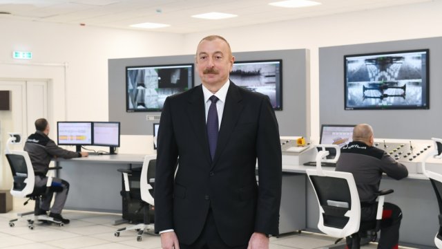 İlham Əliyev iki zavodun təməlini qoydu - FOTO
