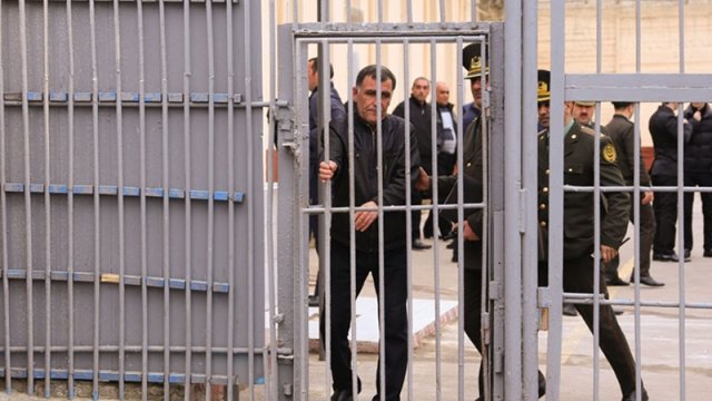 “Əfv Komissiyası yaxın vaxtlarda toplaşacaq” - Millət vəkili