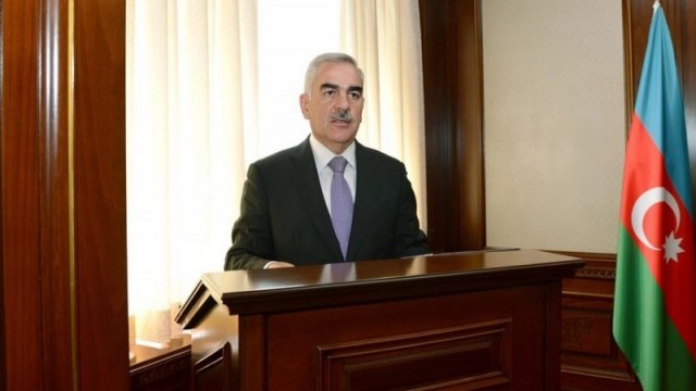 Vasif Talıbov məmuru işdən çıxararaq yeni vəzifəyə təyin etdi