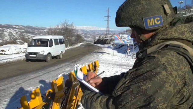 Rus sülhməramlılar Qarabağda antiterror təlimi keçir