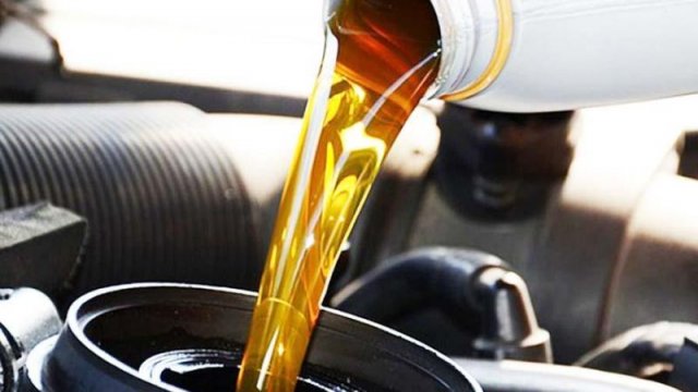 Azərbaycan Ukraynaya öz istehsalı olan mühərrik yağları ixrac edəcək