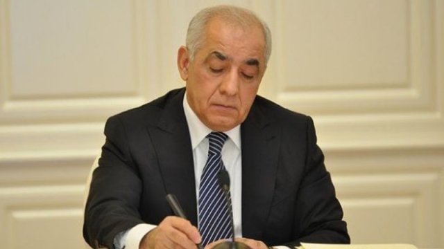 Baş nazir daha bir qərara dəyişiklik etdi
