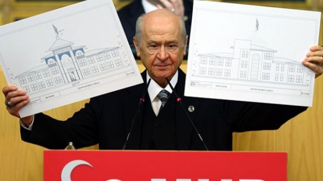 Baxçalının Şuşada məktəb layihəsi: MHP heyəti yer seçməyə gəldi
