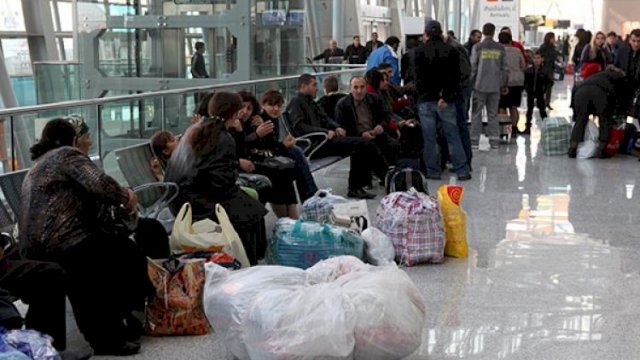 200 min erməni ölkəni birdəfəlik tərk edir