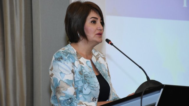 Məhəbbət Vəliyeva hicaba keçib? - Eks-nazir müavinindən açıqlama