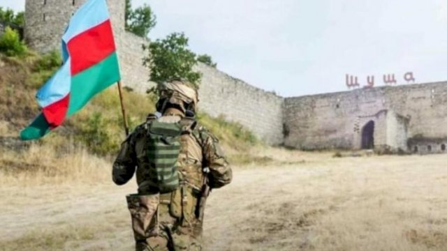 Şuşanın dağları başı dumanlı... - Məmurların mədəniyyət paytaxtına hücumu