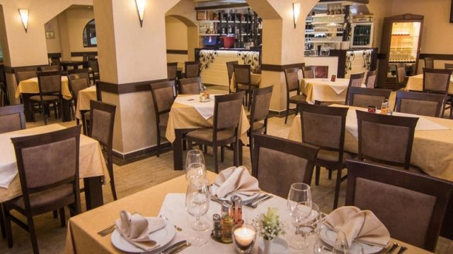 Bakıda restoranda toy məclisi keçirənlər aşkarlandı - FOTO/VİDEO