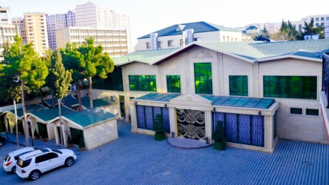 Gizli toy keçirən şadlıq evi kimə məxsus imiş? - VİDEO