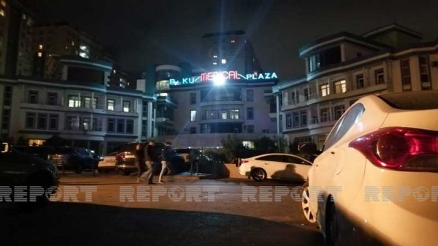 “Baku Medical Plaza”da yanğın - xəstələr təxliyyə olunub (FOTO/VİDEO)