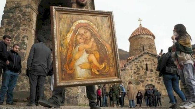 Xudavəng monastrına gəlmək istəyən ermənilər geri qaytarıldı