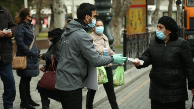 Bu şəxslərin koronavirusun yeni ştammına yoluxma riski çox azdır