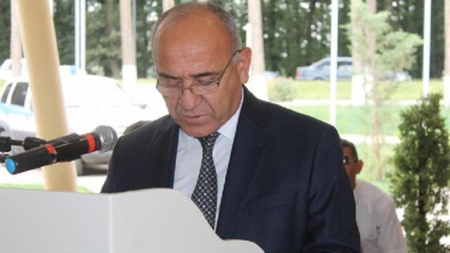 Baş həkimin həbsindən sonra xəstəxana bağlanıb - Əlillər müayinə oluna bilmir
