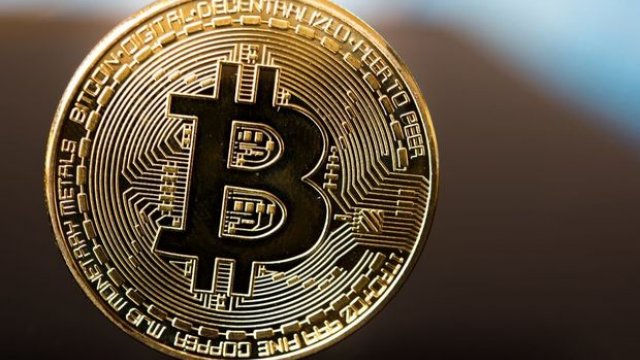 Bitkoinin qiyməti yeni REKORD MÜƏYYƏNLƏŞDİRDİ