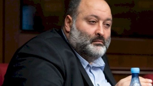 Karapetyan istefasının səbəbini açıqladı: “Biabırçı məğlubiyyətin yükünü çəkmək vaxtıdır“