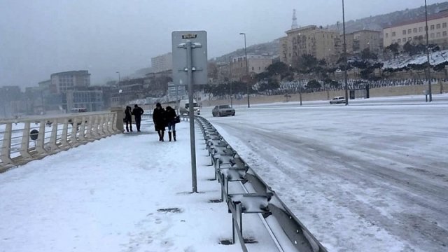 Sabah qar yağacaq, güclü külək əsəcək
