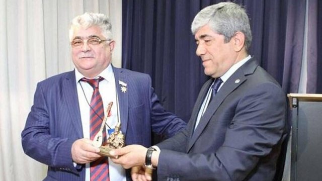 Tanınmış iş adamı vəfat etdi