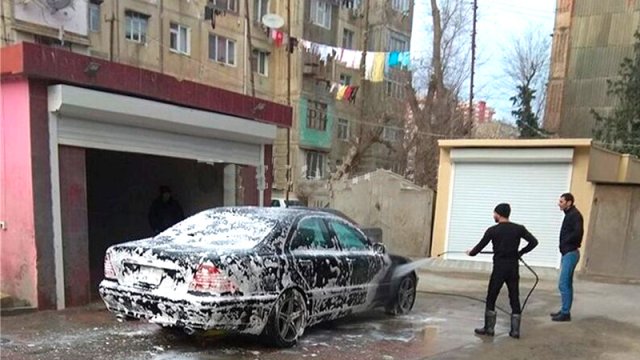 Yaşayış sahələrinə yaxın \