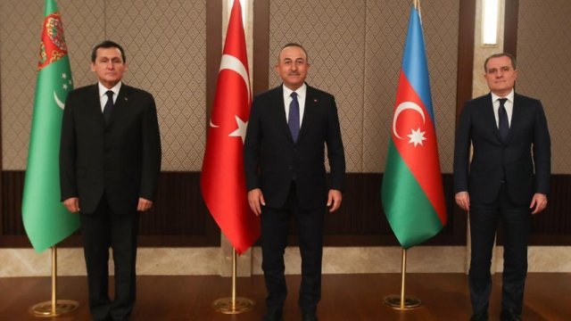 Azərbaycan, Türkiyə və Türkmənistan XİN başçılarının görüşü başladı -FOTOLAR