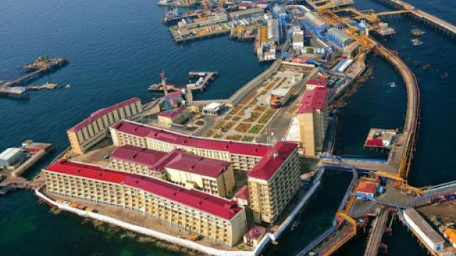 Neft Daşlarına uçuşlar DAYANDIRILDI