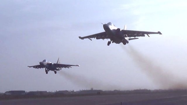 Müdafiə Nazirliyi düşmənə endirilən aviazərbələrin görüntülərini yaydı -xa0VİDEO