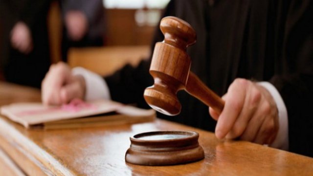 2 milyonu mənimsəyən direktorun işi məhkəməyə verildi