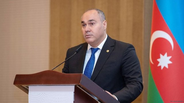 Xaricdən gətirilən bağlamalar niyə gecikir? - DGK sədri açıqladı