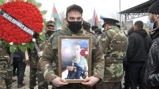 Şəhidimiz torpağa tapşırıldı - FOTOLAR