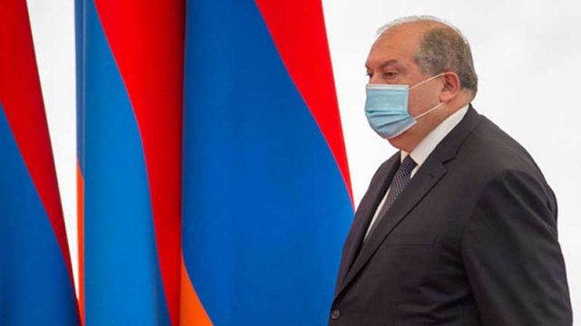 Sarkisyan xəstəxanaya yerləşdirildi