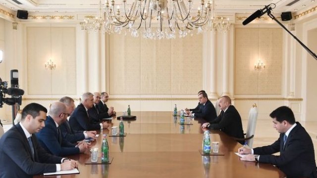 İlham Əliyev slovakiyalı naziri qəbul etdi