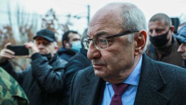 Ermənistan müxalifəti erkən seçkidən imtina etdi