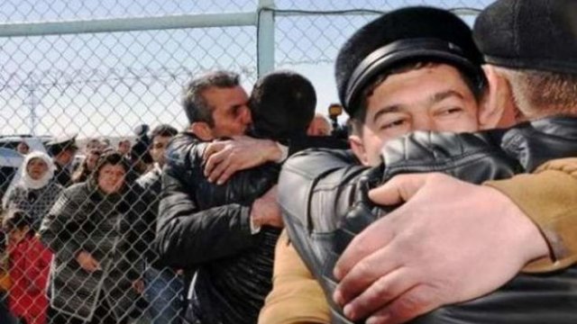 Əf sərəncamıyla azadlığına qovuşan məhbuslar - VİDEO