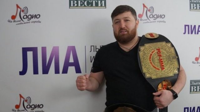 MMA üzrə ikiqatd çempion restoranda qətlə yetirildi