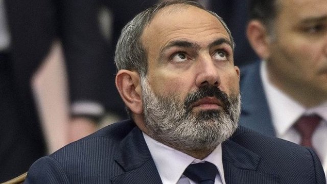 Paşinyanın aparat rəsmisinin saxtakarlığı İFŞA OLUNDU