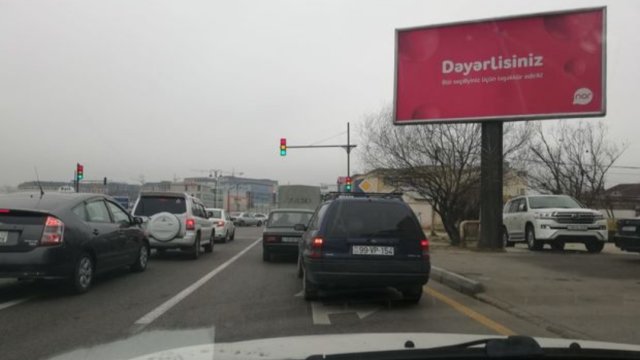 Paytaxt küçələrində işıqforlar işləmir - VİDEOFAKT