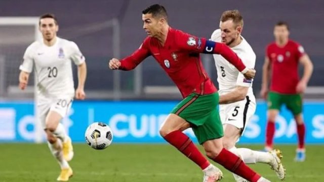 Ronaldodan Azərbaycanla oyunla bağlı paylaşım - FOTO