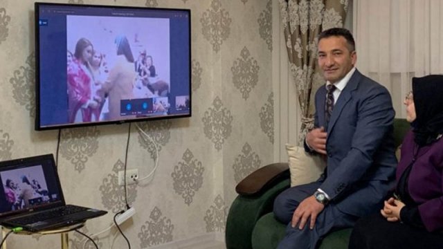Türkiyədən Azərbaycana online bağlantı: internet üzərindən nişan mərasimi təşkil edildi - FOTOLAR
