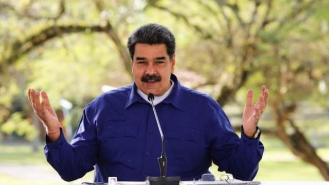 “Facebook” Maduronun hesabını dondurdu