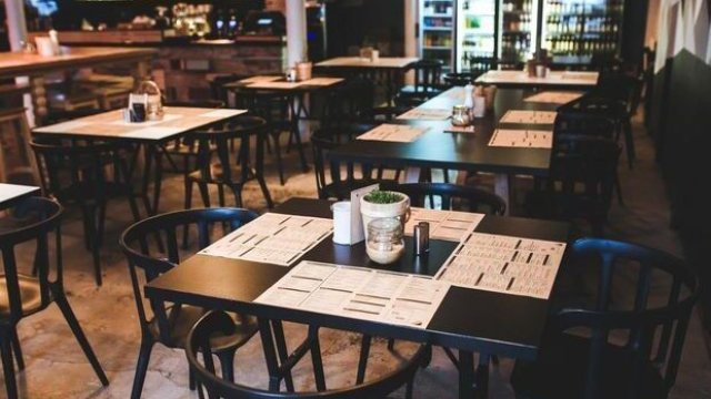 Məşhur restoranlar cərimələndi