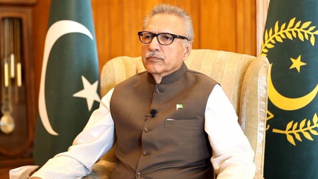 Pakistan prezidenti koronavirusa yoluxdu