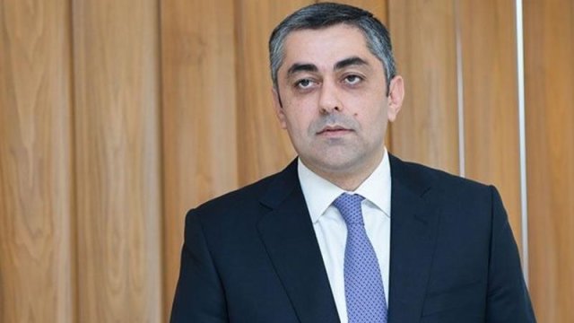 Nazir Ramin Quluzadənin qaynını işdən çıxardı