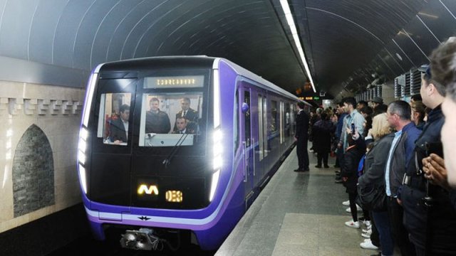 Bakı metrosunda işçilərin əməkhaqları azaldılır? - AÇIQLAMA