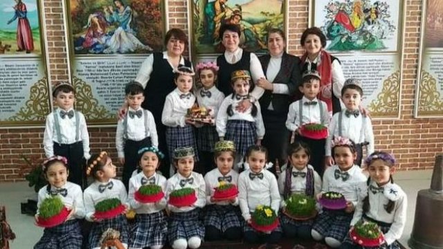 Bakıda məktəb direktorundan özbaşınalıq: Karantin qaydaları pozulub - VİDEO