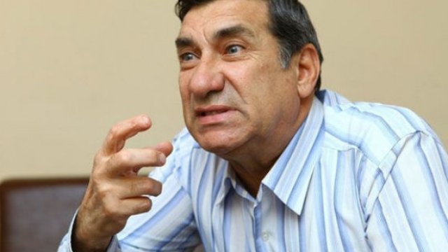 Arif Quliyevin xəstəxanadan görüntüləri yayıldı – VİDEO