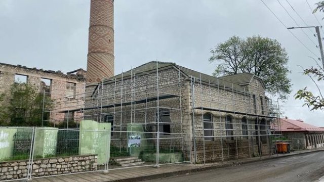 Şuşadakı abadlıq işlərixa0FOTOLARDA