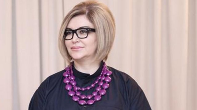 İcra başçısının müavini saxta peyvənd sənədi tələb edib - RƏSMİ