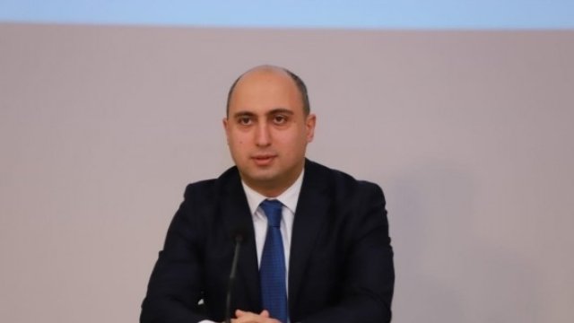 Nazir yeni prorektor təyin ETDİ - FOTO