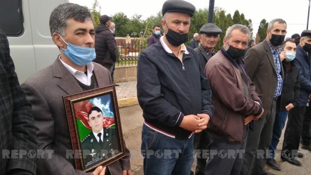 Vətən müharibəsi şəhidi ilə vida mərasimi keçirilir - FOTO
