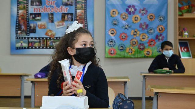 Gəncə və Şəkidə dərslər həftədə beş dəfə keçiriləcək
